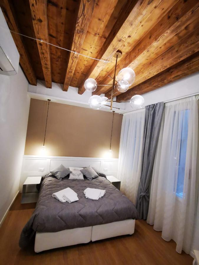Deluxe 3 Bedroom Flat In Rialto Βενετία Εξωτερικό φωτογραφία